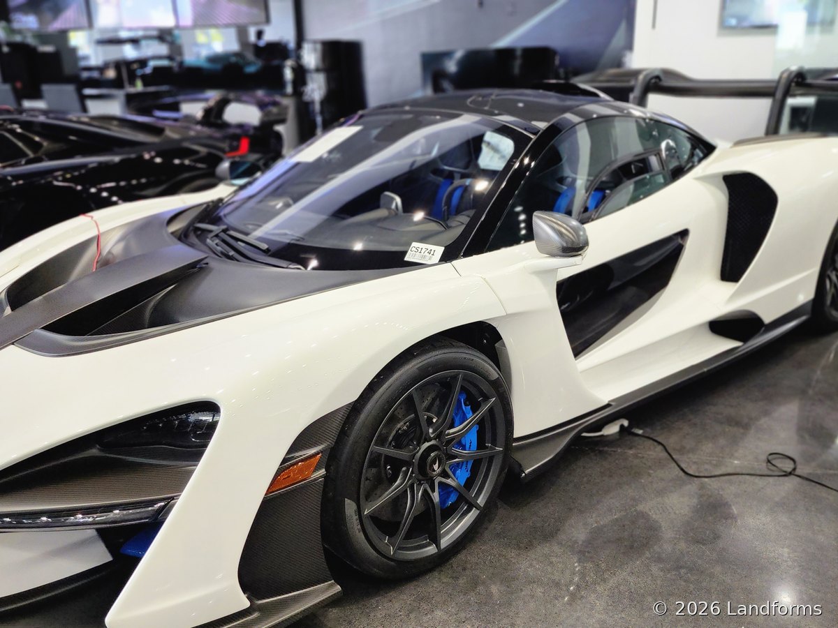 McLaren Senna photographed by Darin Chamberlin